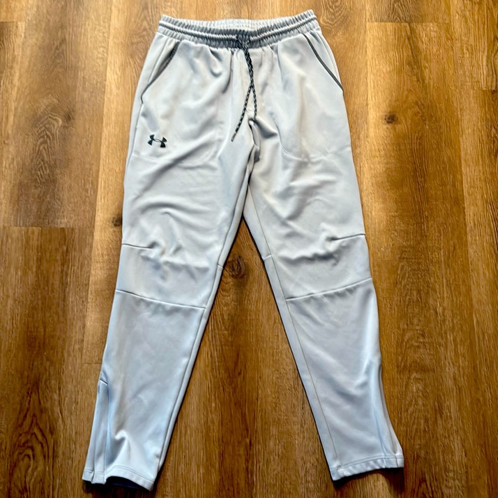 Under Armour Loose Athletic Workout Pants Size Medium